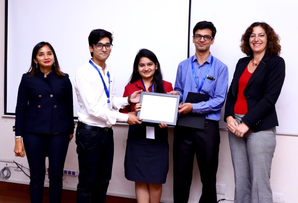 Prize winning team from Bharti Vidyapeetham College of Engineering.