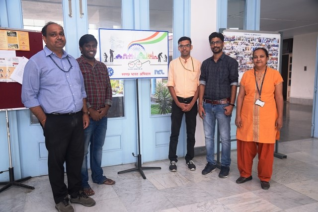 Team of researchers at CSIR-NCL, Pune.