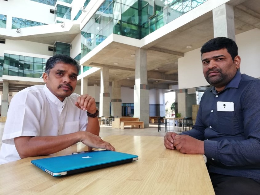 Picture of Praveen Vemula (left) and Sandeep Chandrashekharappa (right) at inStem, Bengaluru