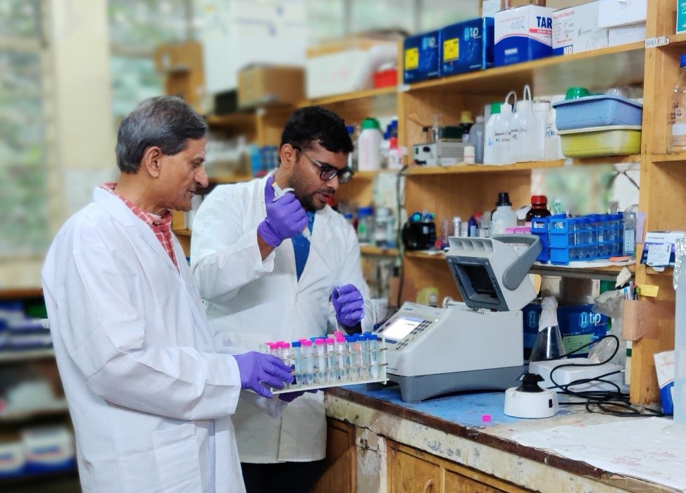 Dr. Avadhesha Surolia and Dr.Saurabh Yadav at their laboratory