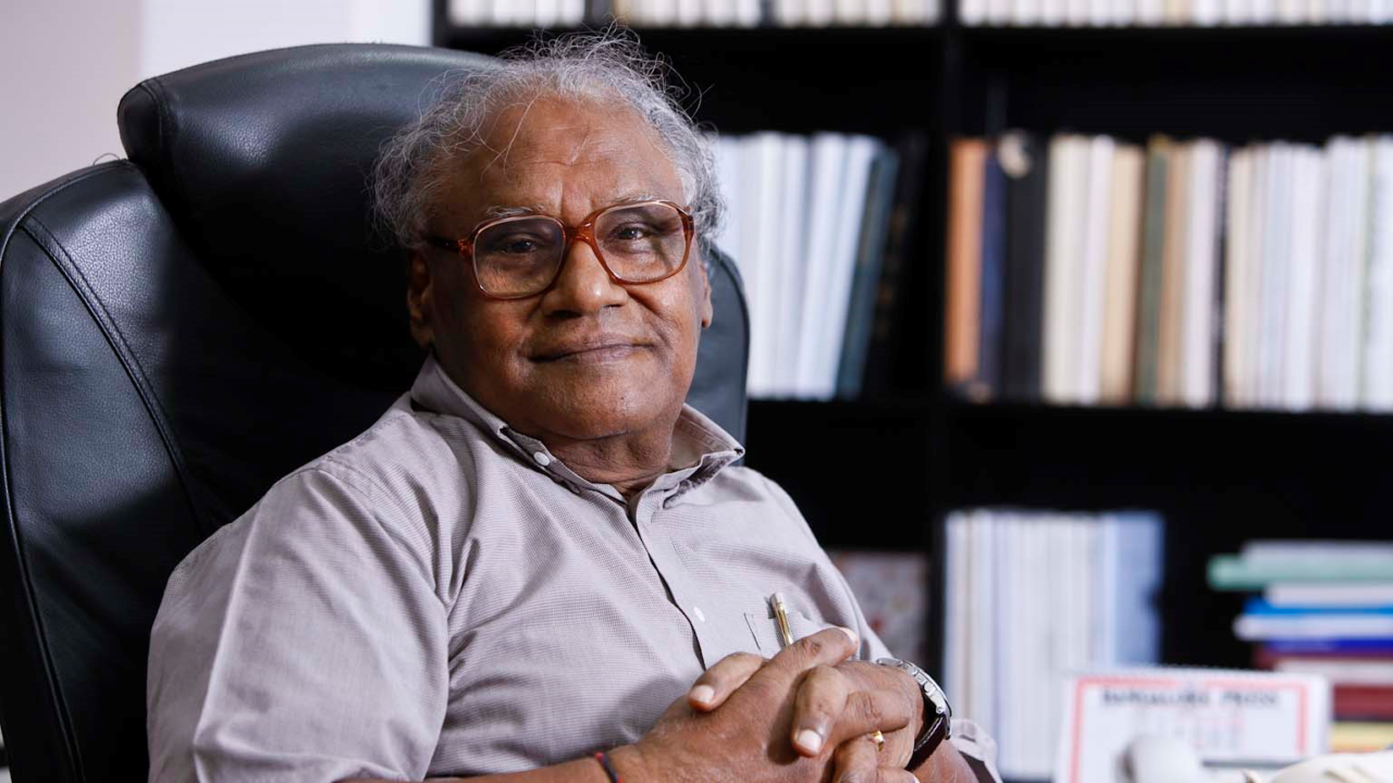 Bharat Ratna Professor Rao receives the Eni International Award for Research in Energy Frontiers